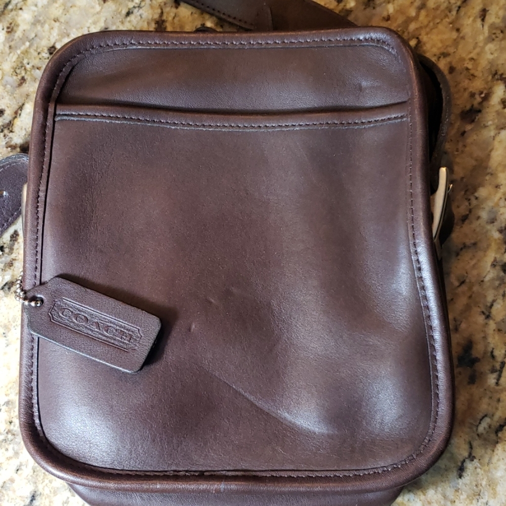 GUC VINTAGE COACH DK BROWN ZIP CROSSBODY BAG